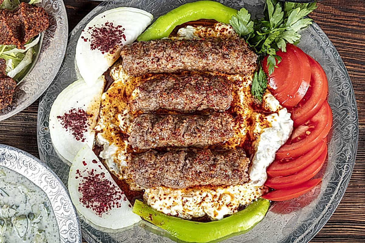 Alinazik Kebabı